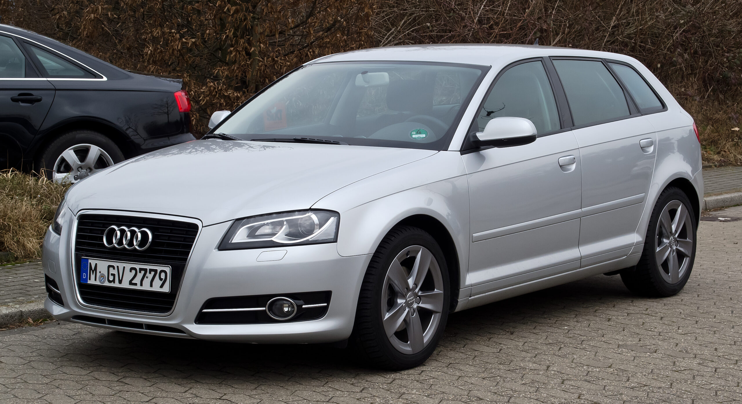 Audi A3 2008 – 2012 esitule klaas Vasak - Image 2